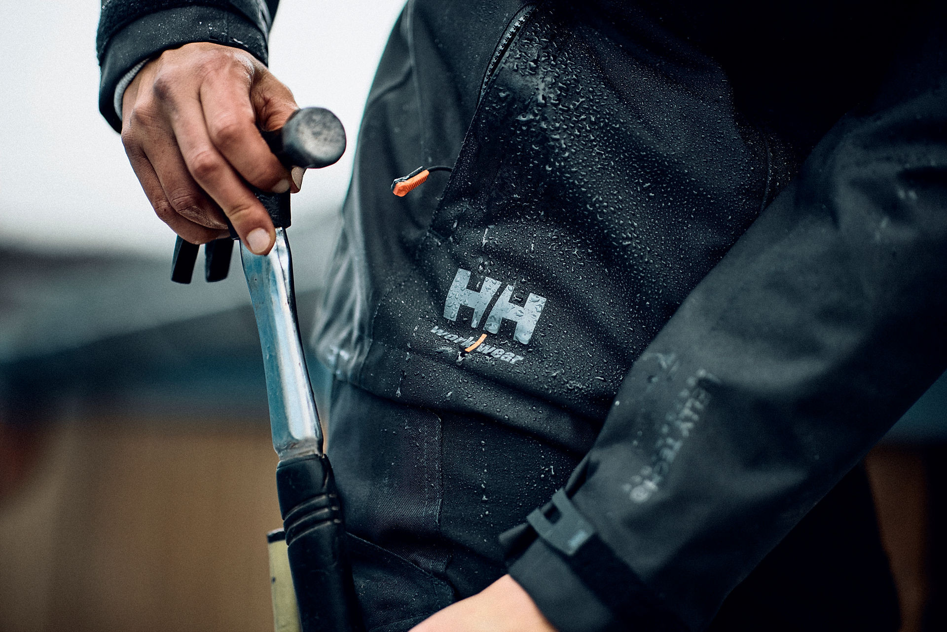 Helly Hansen Workwear termékek a tavaszi szezonra – Professzionális munkaruházat kompromisszumok nélkül
